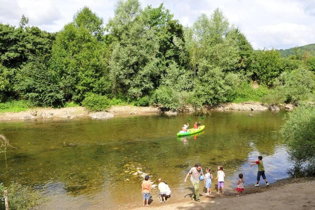 T3 La Savane Saint Geniez D'Olt 2 Piscines Chauffees Dans Une Charmante Residence De Vacances Eksteriør billede